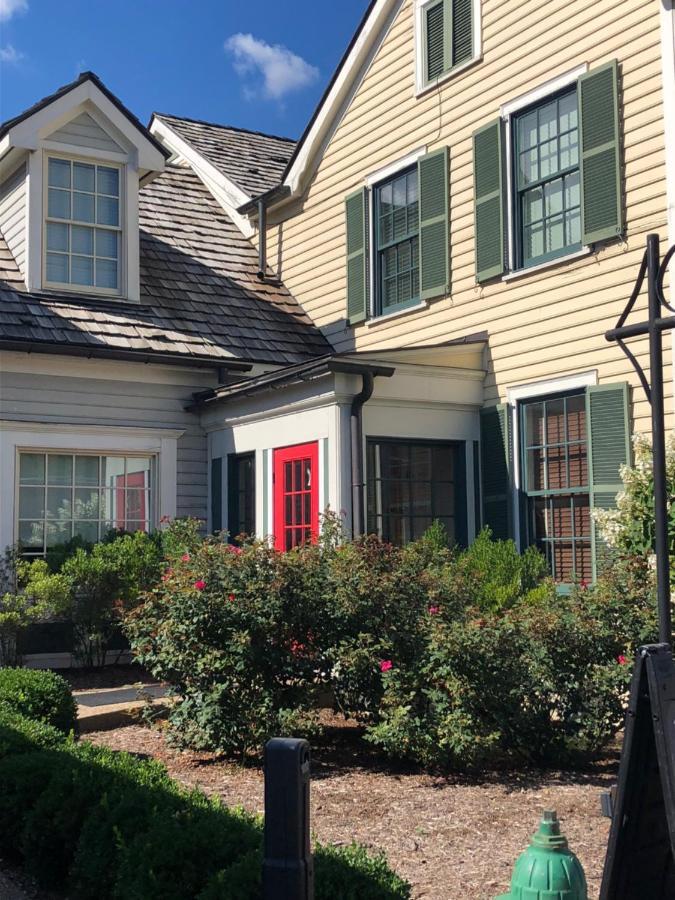 Howard'S Creek Inn White Sulphur Springs Bagian luar foto